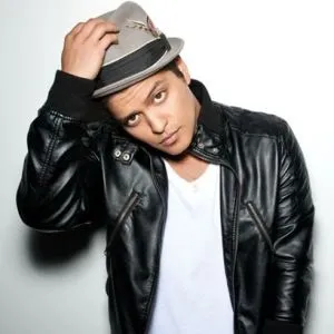 BRUNO MARS – Marry me