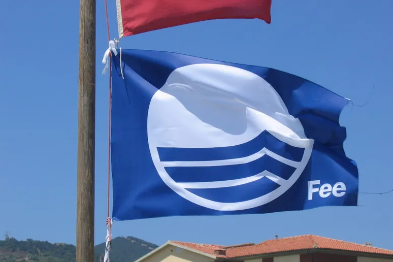 Bandiera Blu 2024: in Sicilia 14 le spiagge con mare eccellente