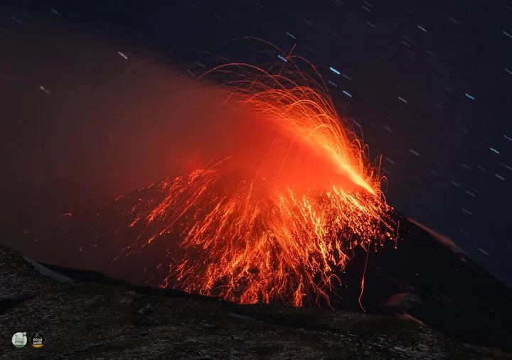 Etna, nuova eruzione con dispersione di cenere verso sud: disagi a Fontanarossa