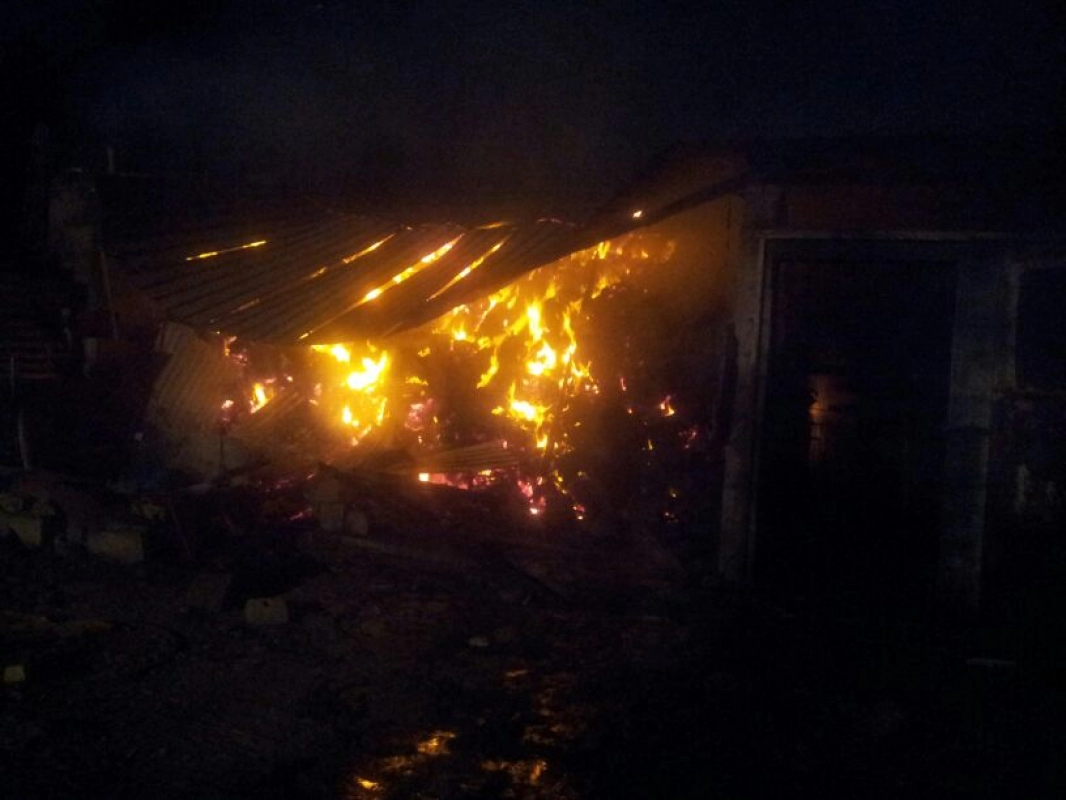 Incendio a Erice: Vigili del fuoco al lavoro per spegnere il rogo