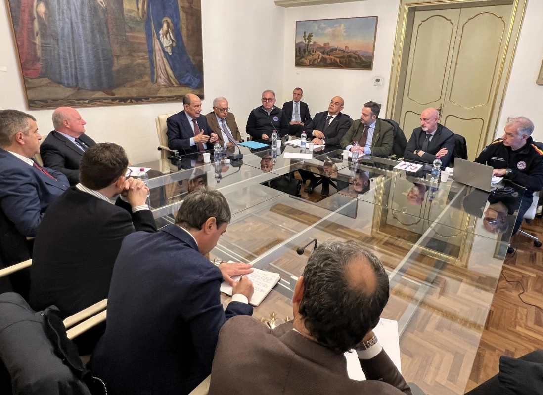 Crisi idrica, Cabina di regia a Palazzo d’Orléans