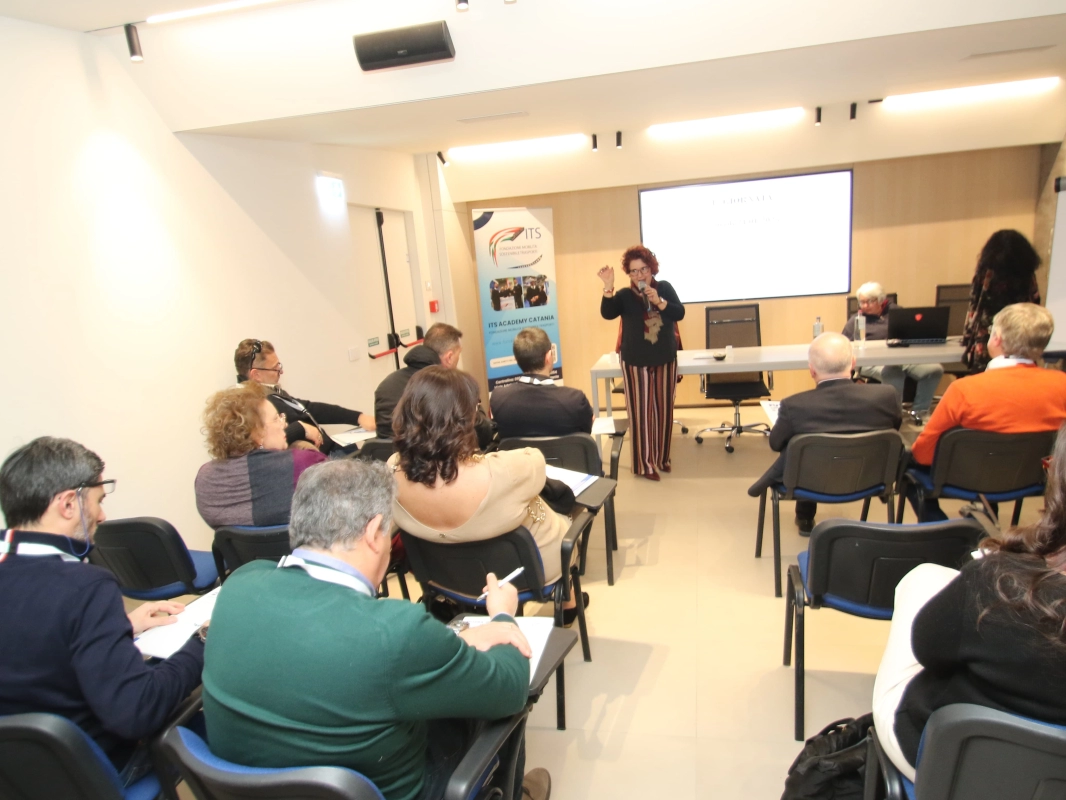 “Affrontiamo la sfida del 4+2” ovvero la filiera tecnologico – professionale con Scuola & I.T.S. insieme per preparare i giovani al cambiamento