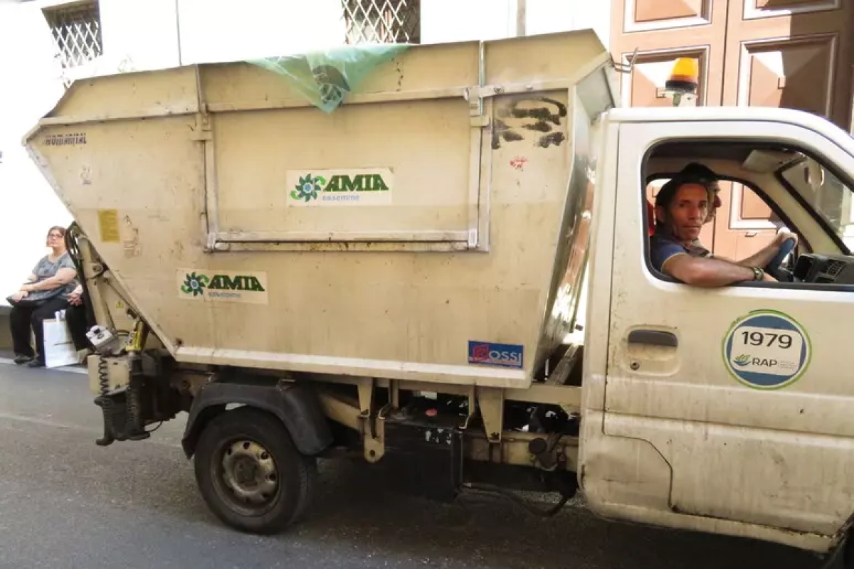 Palermo, al via la raccolta differenziata nel centro storico