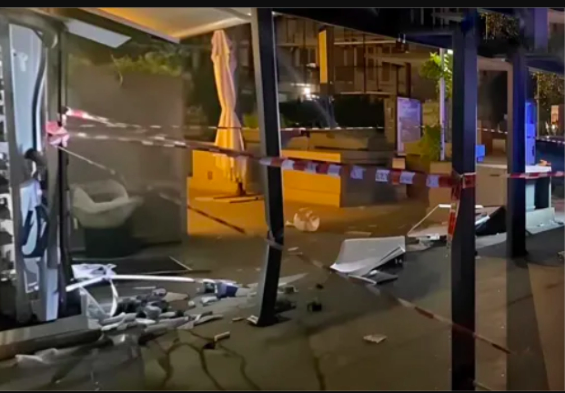 Palermo: esplosione alla pasticceria Magrì, non si esclude la pista del racket